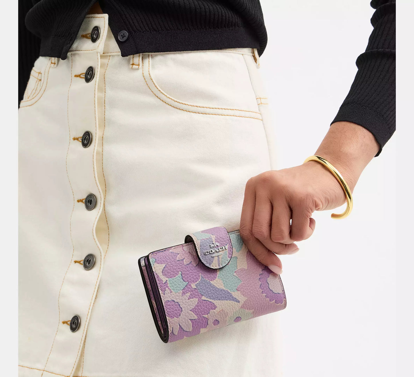 Coach - Medium Corner Zip Wallet With Floral Print (Preorden)