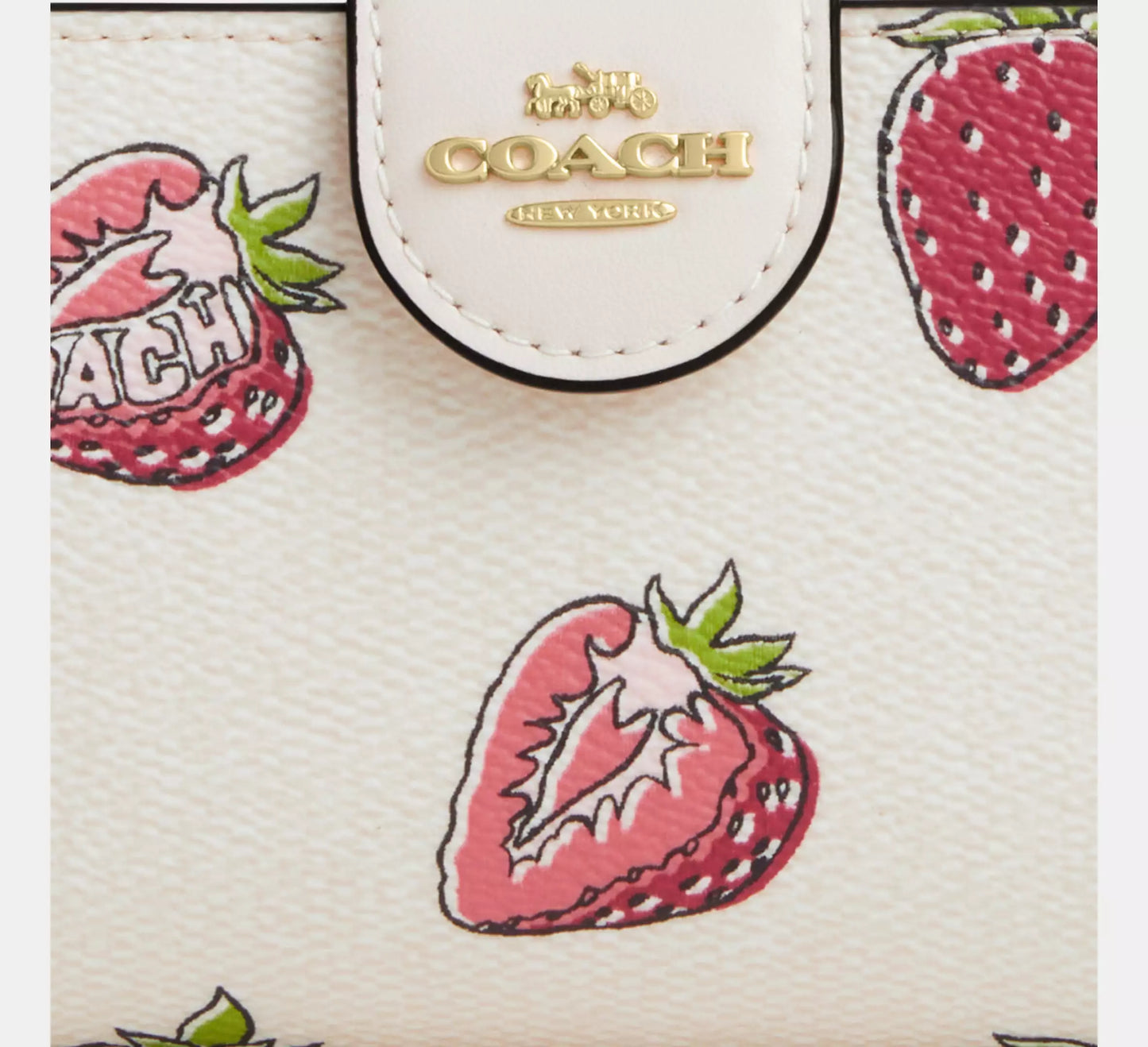 Coach - Medium Corner Zip Wallet With Strawberry Print (Preorden)