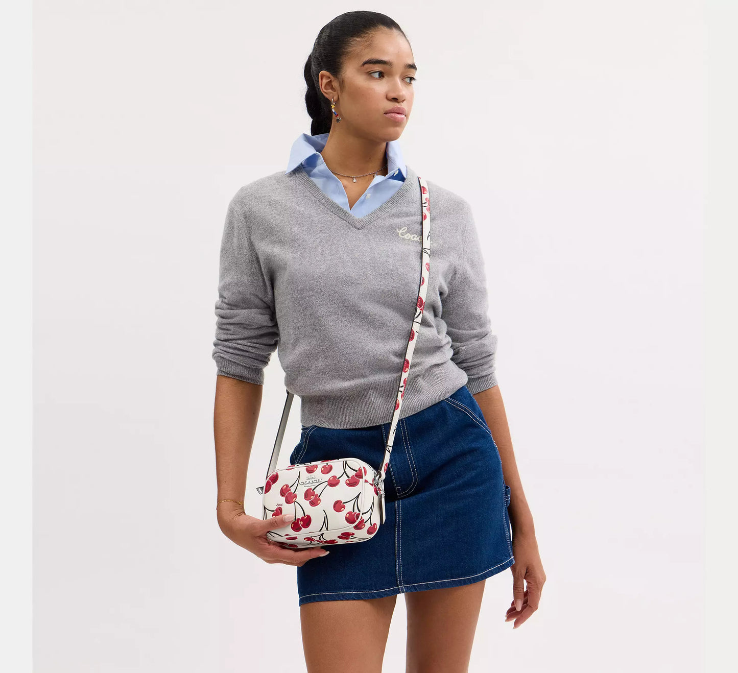 Coach - Mini Jamie Camera Bag With Cherry Print (Preorden)