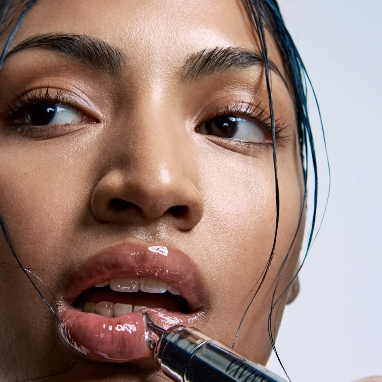 Isamaya - Hyalurolip Lip Plumper with Hyaluronic Acid (Preorden)