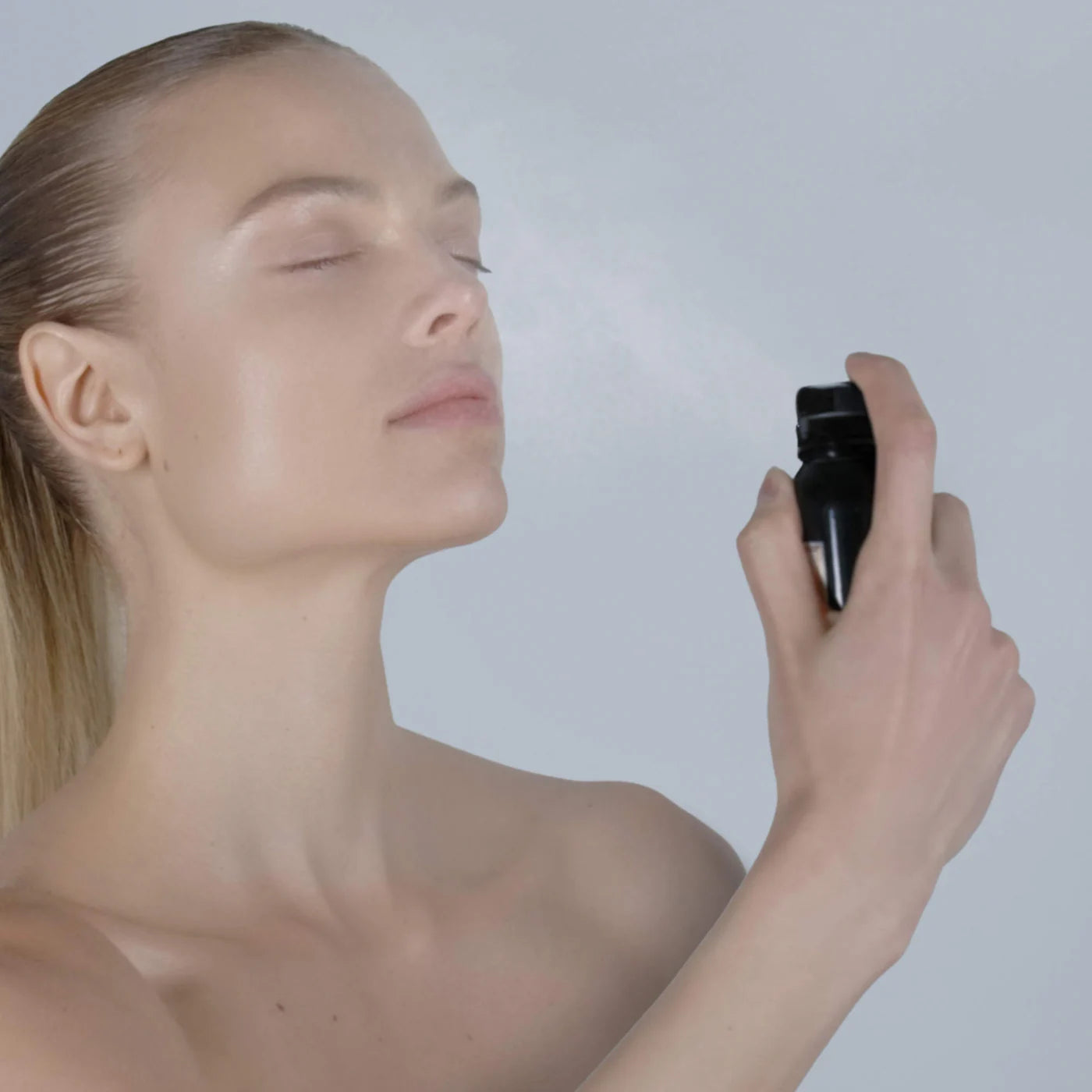 Pat McGrath Labs - Skin Fetish: Glass 001 Legendary Glow Setting Spray (Preorden)