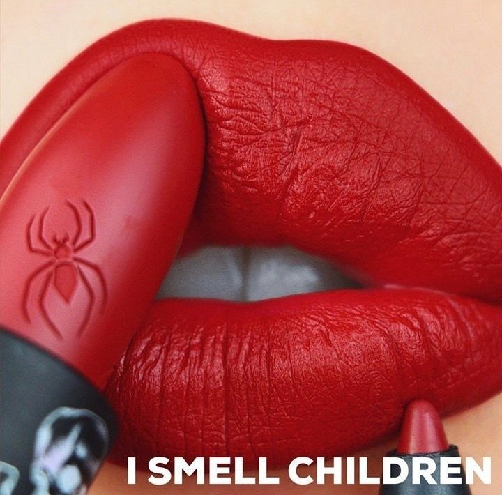 Colourpop x Hocus Pocus - I Smell Children Red Lip Duo Lipstick Set