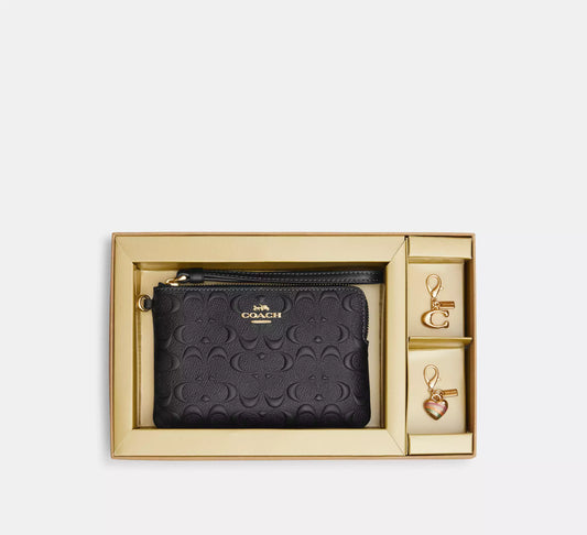 Coach - Boxed Corner Zip Wristlet In Signature Leather (Preorden)