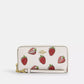 Coach -  Long Zip Around Wallet With Strawberry Print (Preorden)