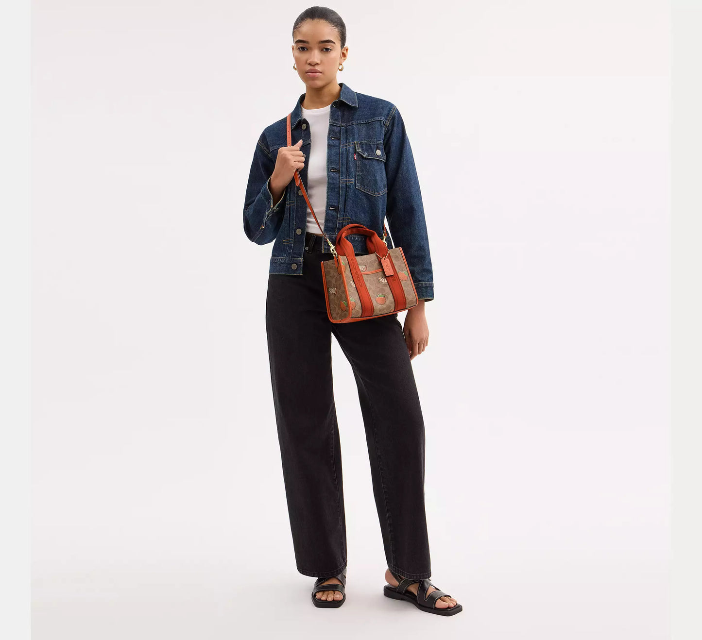 Coach - Smith Tote Bag 24 In Signature Canvas With Orange Print (Preorden)
