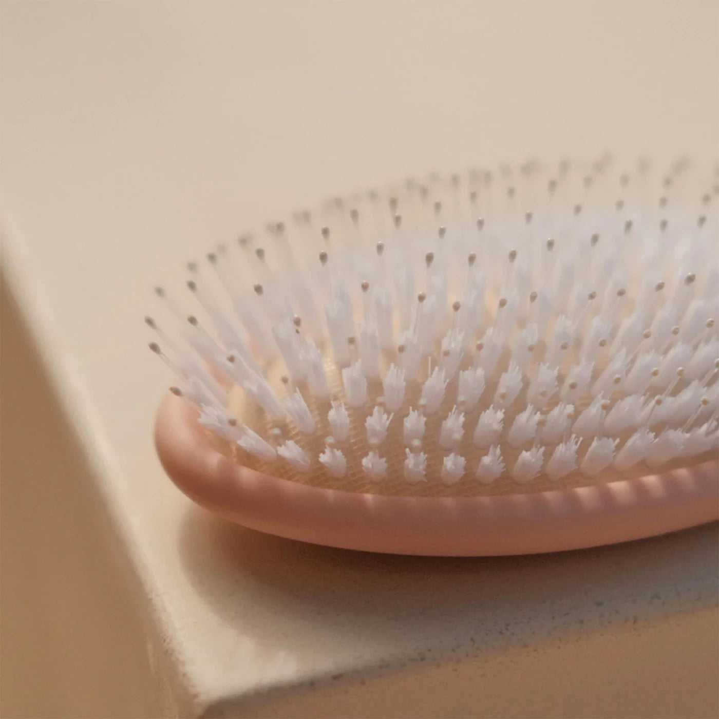 Dae - Vegan Detangle + Style Brush (Preorden)